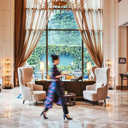 Hotel Des Arts Saigon Mgallery Collection Ho Şi Min Dış mekan fotoğraf The lobby of the hotel