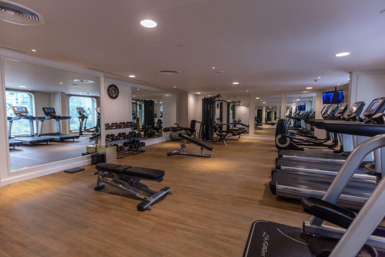 Hotel Des Arts Saigon Mgallery Collection Ho Şi Min Dış mekan fotoğraf The gym at the hotel